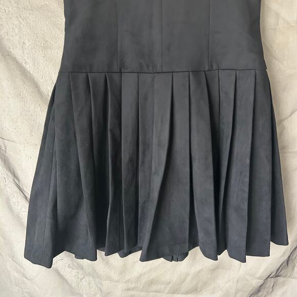 ❌SOLD❌ Camila Coelho Black Faux Leather Pleated Mini Dress Size XS - Picture 7 of 11